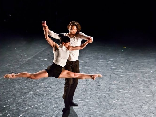 PR Evolution Dance Company: Állomás - Transzfer - Fotó: Mészáros Csaba