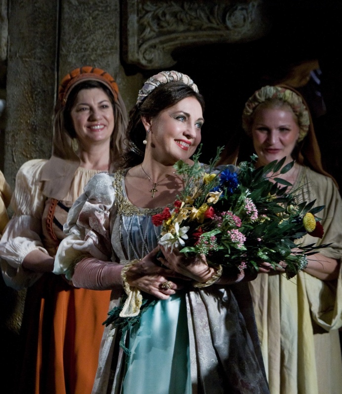 Verdi: Otello - Rost Andrea: Desdemona - Fotó: Tomas Opitz (fotó forrása: Szabad Tér Színház) 
